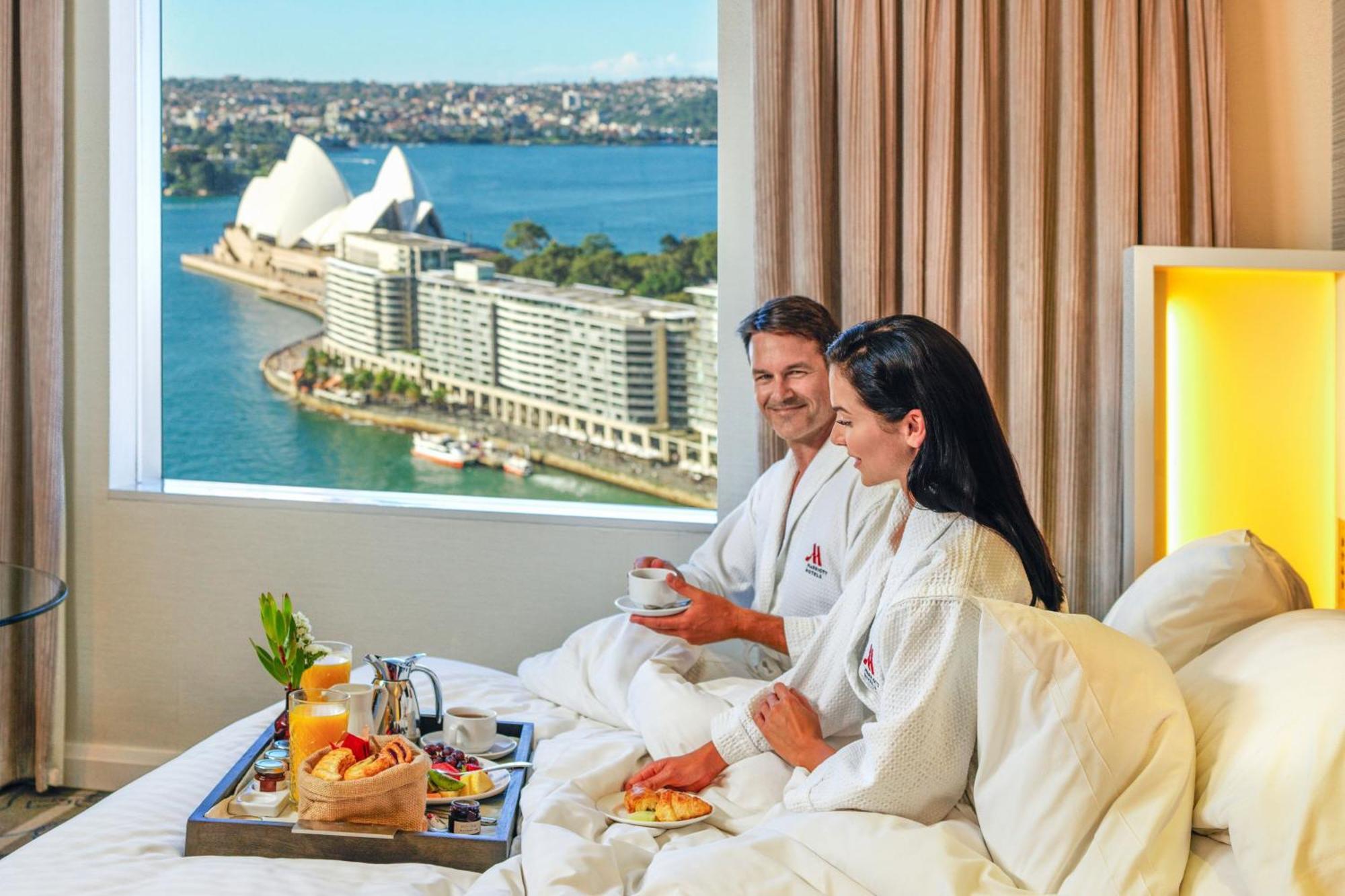 Sydney Harbour Marriott Hotel at Circular Quay Exteriör bild A room with a view of the Sydney Opera House