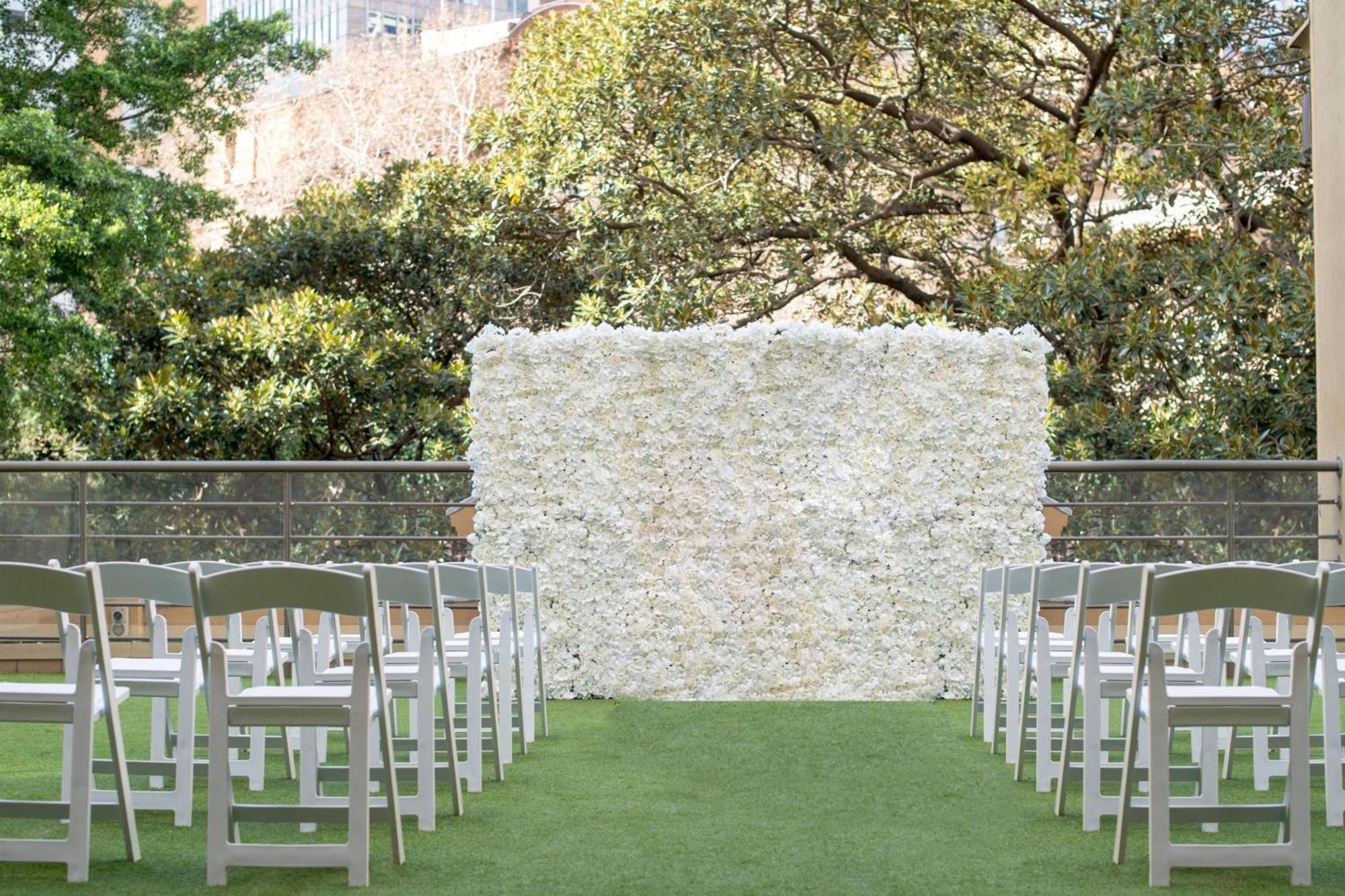 Sydney Harbour Marriott Hotel at Circular Quay Exteriör bild The Garden at The Pearl